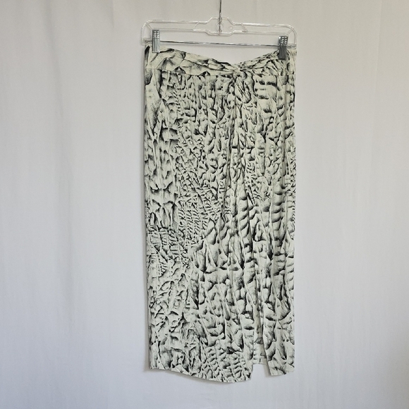 Helmut Lang Black & White Faux Wrap Skirt. Size Small - Picture 1 of 10